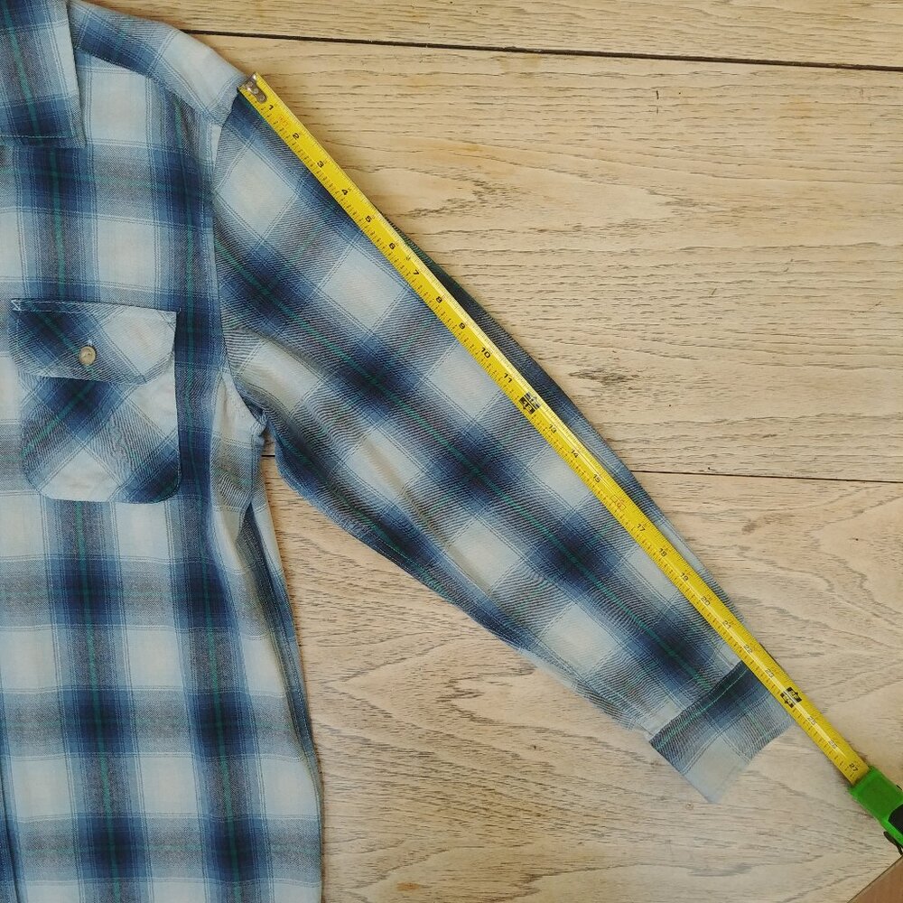 Pendleton Men Medium button down shirt 100% thick sturdy cotton blue plaid - Picture 6 of 14
